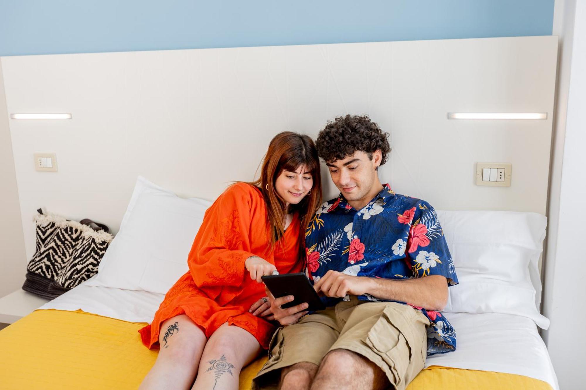 Hotel Kim リミニ エクステリア 写真